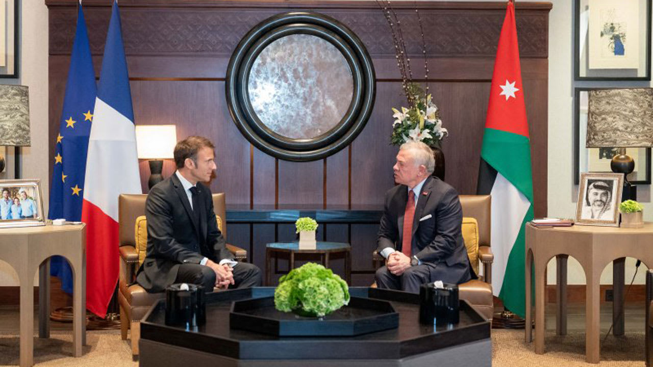 قال العاهل الأردني، الملك عبدالله الثاني باستقبال الرئيس الفرنسي، أيمانويل ماكرون 