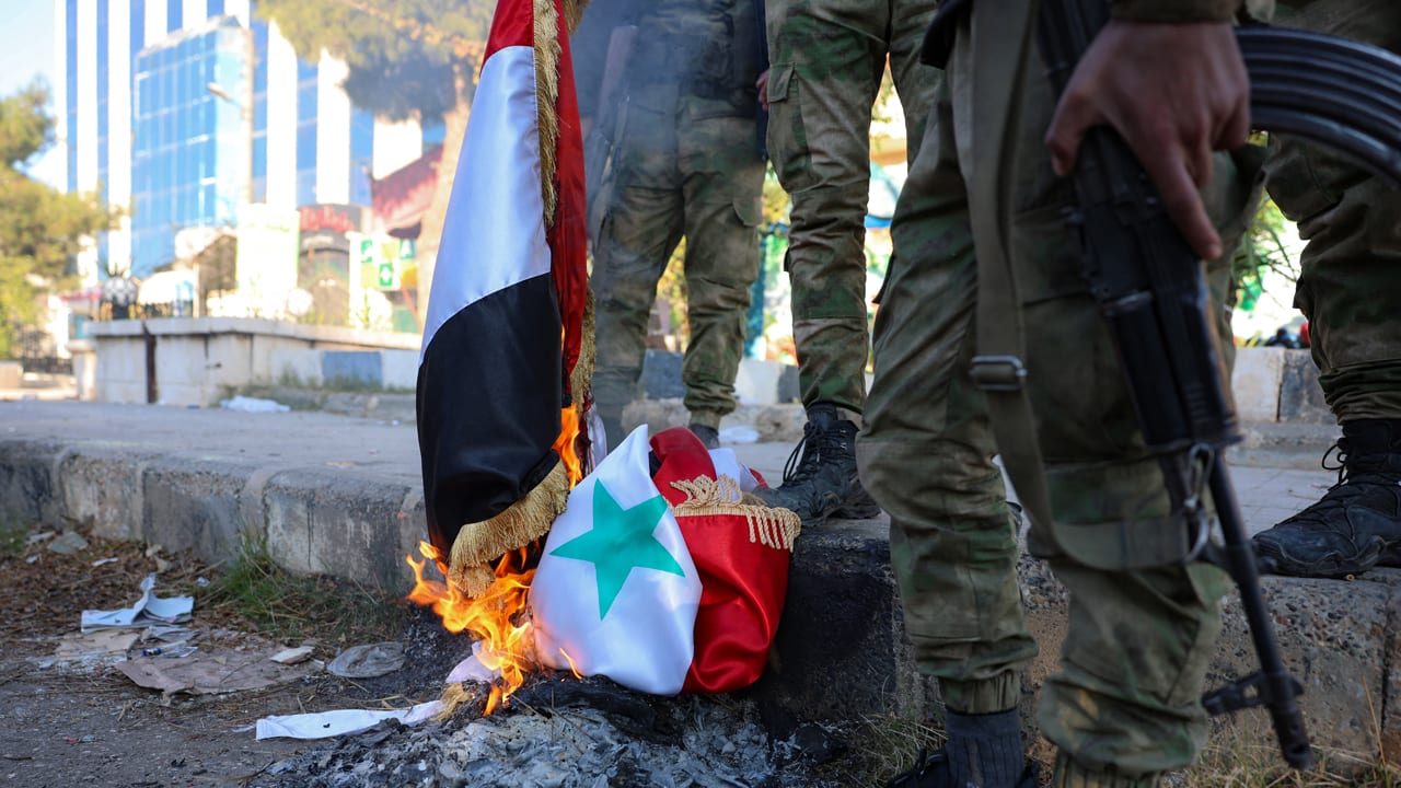 ماذا سيحصل الآن بسوريا بعد اكتساح حلب؟.. خبير عسكري يبين توقعاته لـCNN