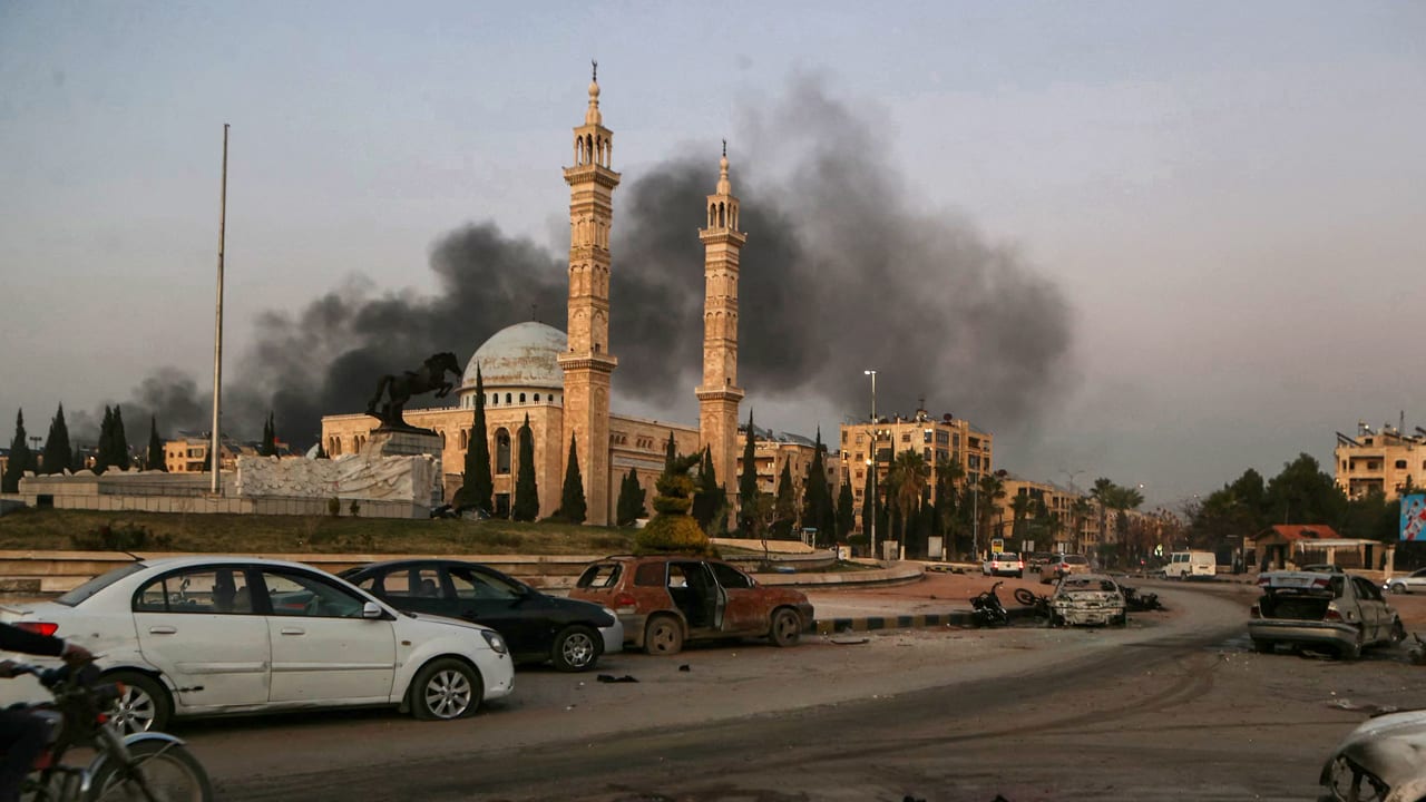 ماذا سيحصل الآن بسوريا بعد اكتساح حلب؟.. خبير عسكري يبين توقعاته لـCNN