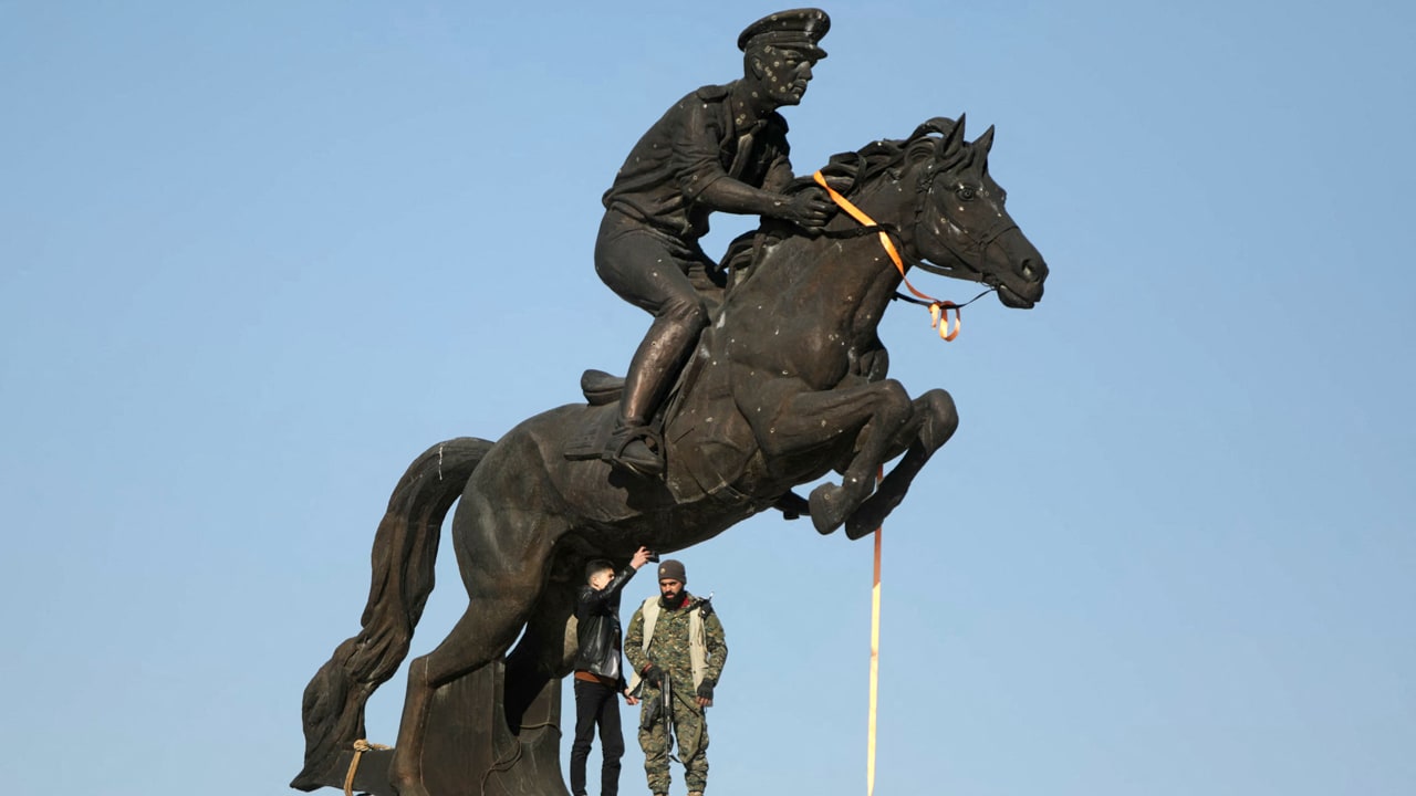 ماذا سيحصل الآن بسوريا بعد اكتساح حلب؟.. خبير عسكري يبين توقعاته لـCNN