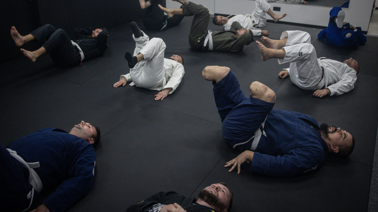 الحياة الجنسية بأوكرانيا لمبتوري الأطراف ومدى قبول النساء.. دراسة تكشف تفاصيل