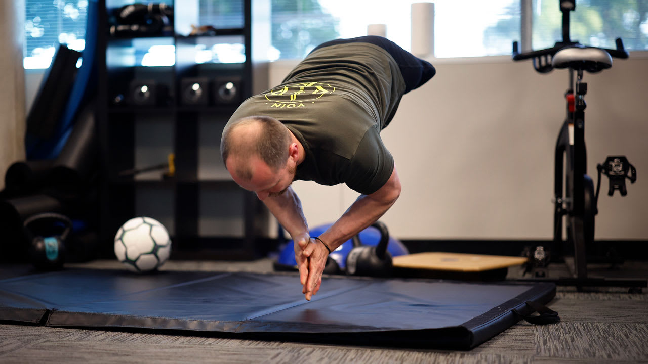 الحياة الجنسية بأوكرانيا لمبتوري الأطراف ومدى قبول النساء.. دراسة تكشف تفاصيل