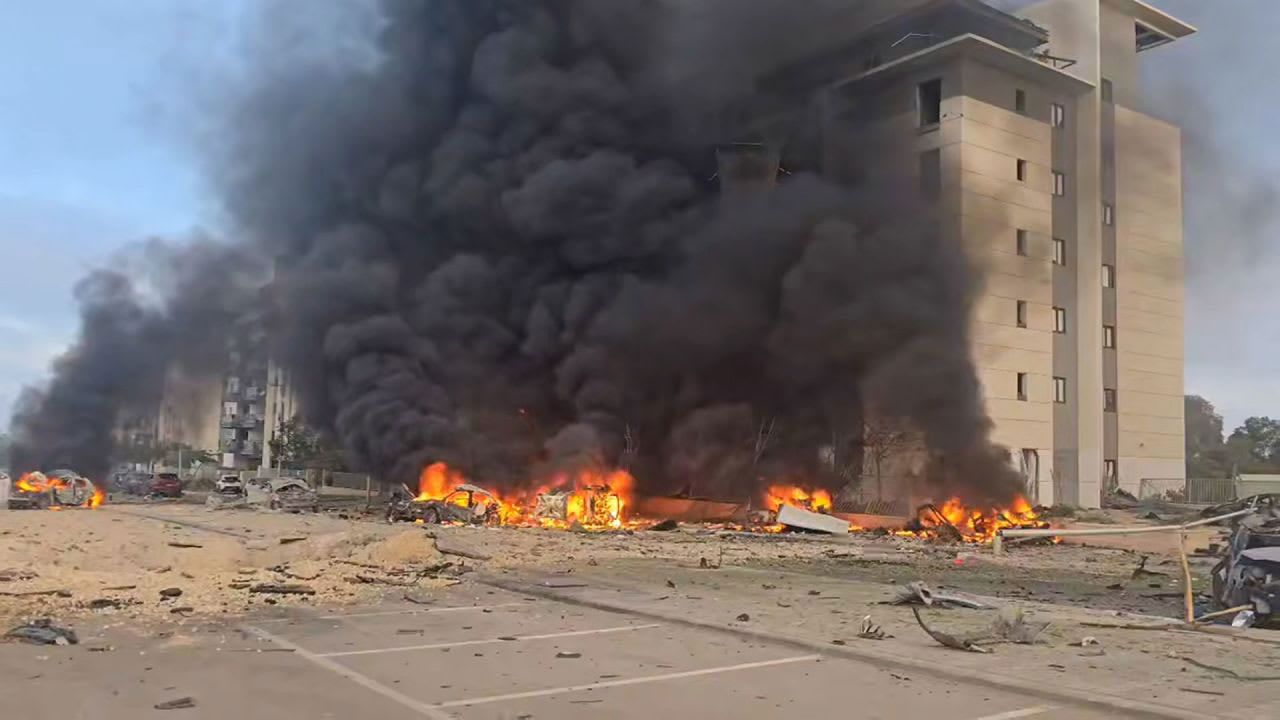 تحديث مباشر.. نتائج ضربة إيران بإسرائيل وتصريح جديد لنتنياهو عن اغتيال خامنئي مع توجه الأنظار لاحتجاجات النصر الإلهي الجمعة