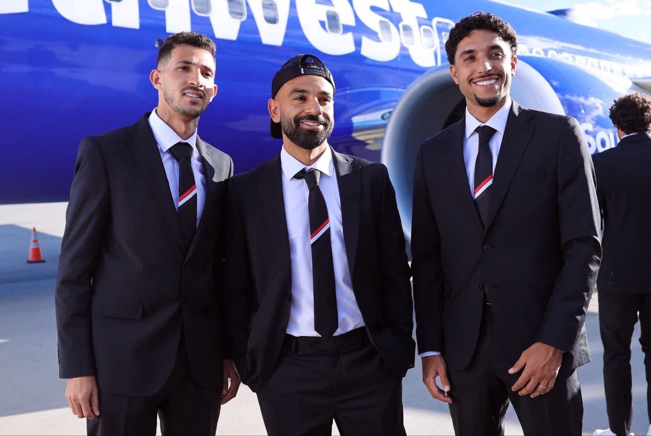 "جاهزون للمونديال".. وصول منتخب مصر إلى سبوكين لبدء المعسكر الرسمي