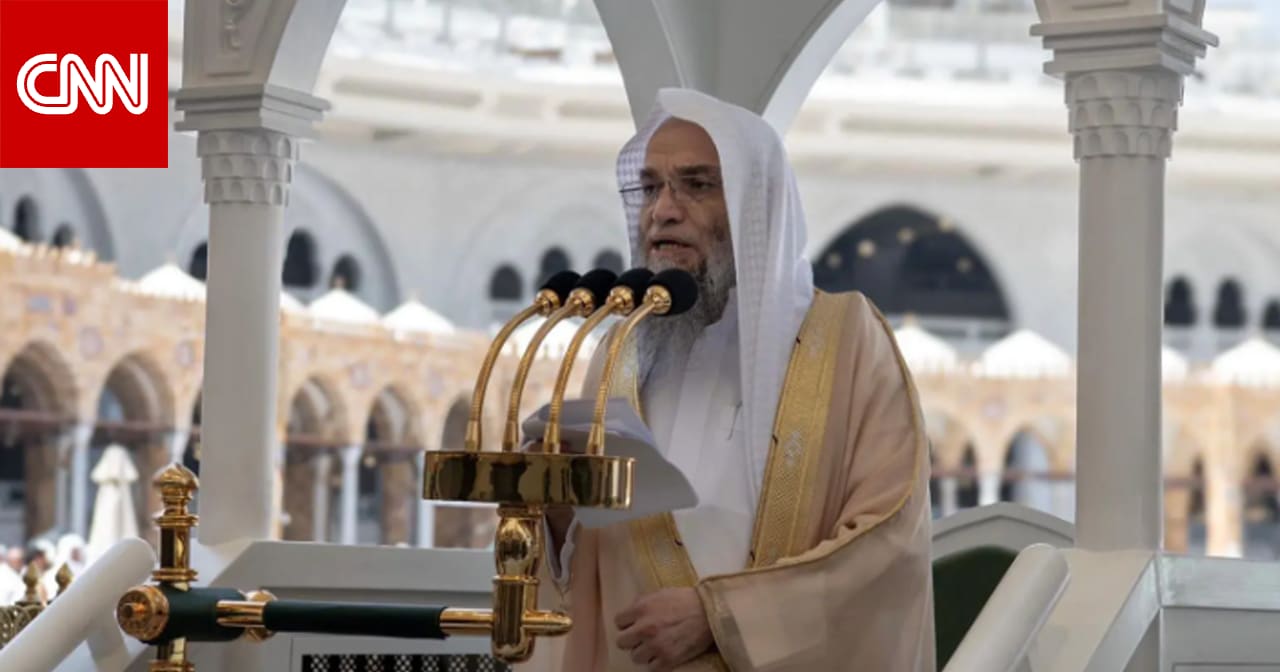 "استبطاء نزول العذاب بالأعداء".. إمام الحرم المكي يطرح قضية العجلة بخطبة الجمعة