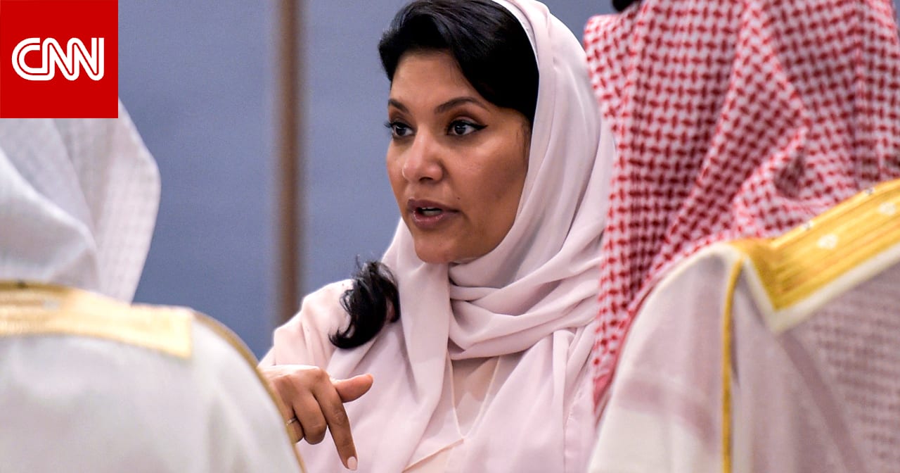 صورة مع سفيرة السعودية بأمريكا الأميرة ريما بنت بندر وتعليق عن "المجرم" بوتين وسوريا وثقل المملكة ينشرها نائب بالكونغرس