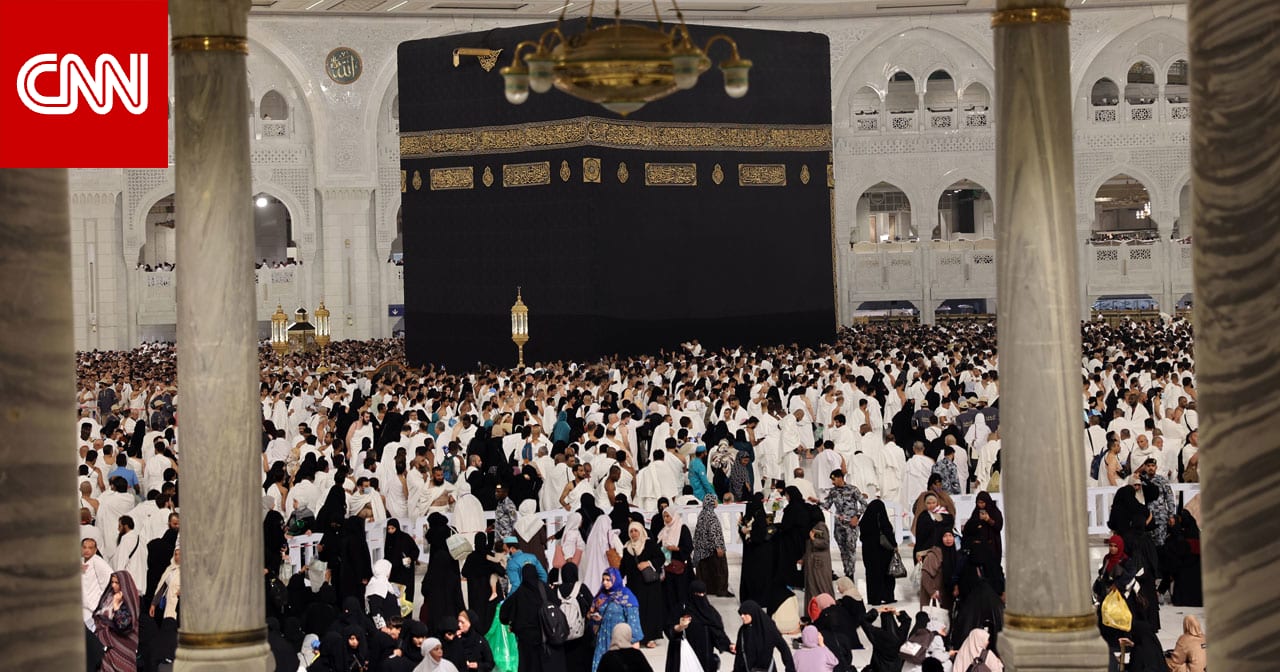 إمام الحرم المكي يثير تفاعلا بدعاء للفلسطينيين ليلة 21 رمضان
