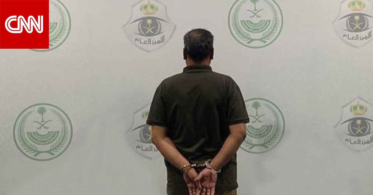 السعودية.. ضبط مصري تحرش بفتاة وكشف اسمه كاملا.. وفيديو شخص "معتل نفسي" يحاول مضايقة آخرين يثير تفاعلا