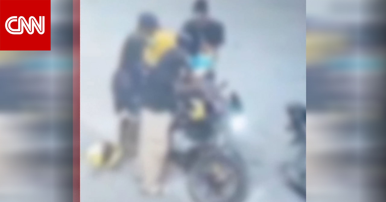 السعودية.. فيديو اعتداء على مندوب توصيل وضبط 6 أشخاص منهم 3 يمنيين