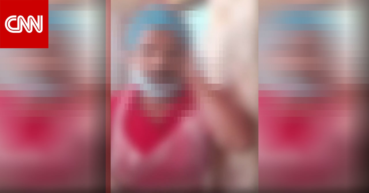 السعودية.. فيديو مواطن "يصفع" عاملا وتأثر الأخير مما حصل يشعل غضبا والأمن يرد