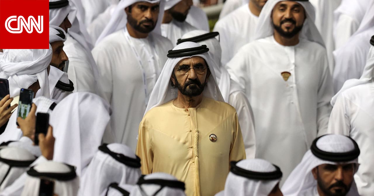 الإمارات.. فيديو تصرف محمد بن راشد مع مرافقين حاولوا ابعاد امرأة أمامه يثير تفاعلا