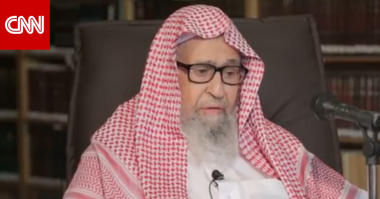 السعودية.. صالح الفوزان يشعل ضجة بحكم زيارة الآثار الفرعونية بفتوى سابقة رُبطت بافتتاح المتحف المصري الكبير