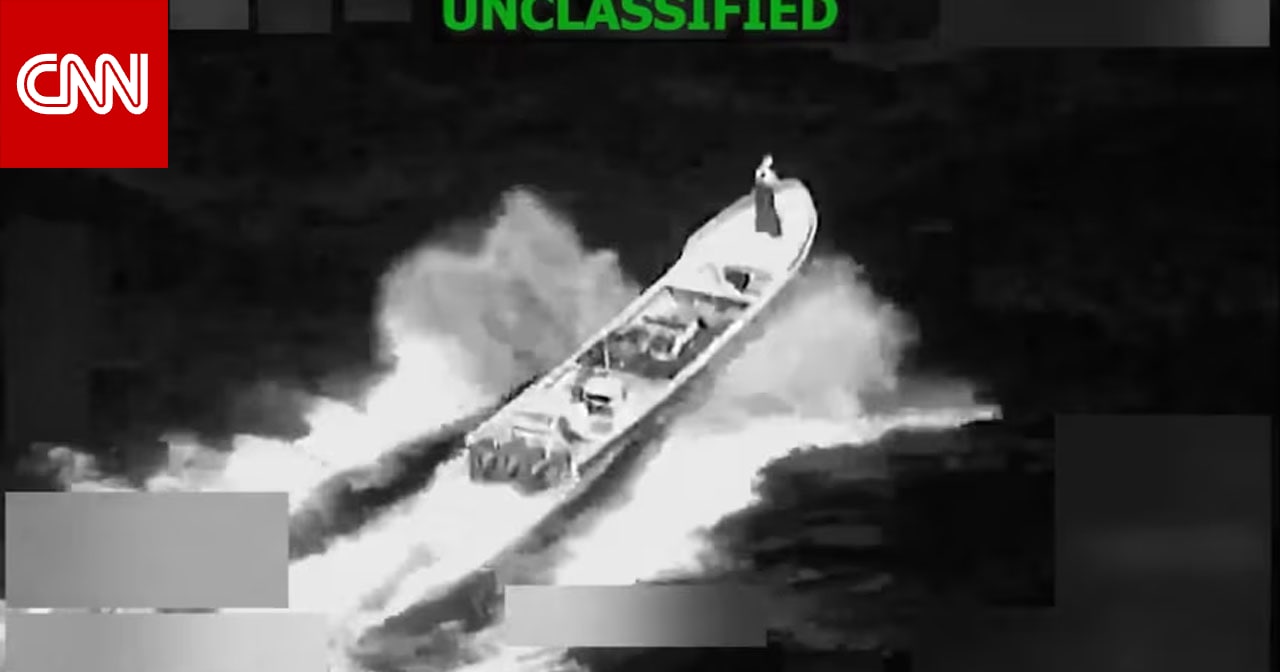 البنتاغون يعلن استهداف قارب "مخدرات" شرق المحيط الهادئ ونجاة شخص