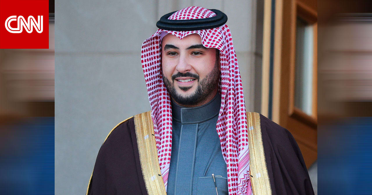 "أناس أذكياء".. وزير دفاع السعودية خالد بن سلمان بصورة مع السيناتور غراهام والأخير يعلق