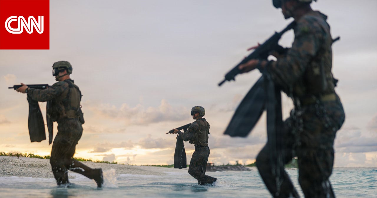 البنتاغون ينشر صوراً لجنود مارينز يتدربون على هجوم برمائي