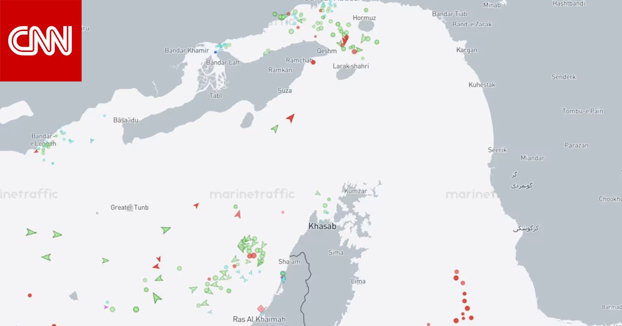 بعد نحو 6 ساعات على إعلان وقف إطلاق النار.. ماذا تظهر بيانات الشحن بمضيق هرمز؟