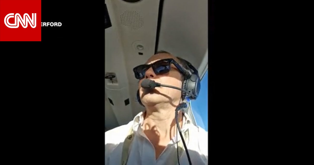 "توتر في الجو" فوق بحر العرب.. ماذا حدث عندما اكتشفت طائرة صغيرة أنها قرب حاملة طائرات أمريكية بمنطقة حرب؟