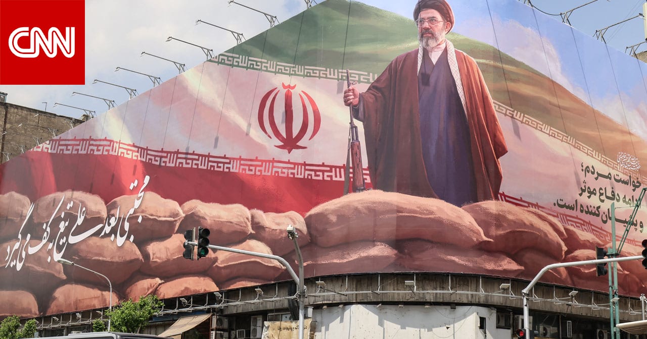 إيران.. مجتبى خامنئي يحذر من تحقق "مخطط مشؤوم" إذا تهاون الإيرانيون