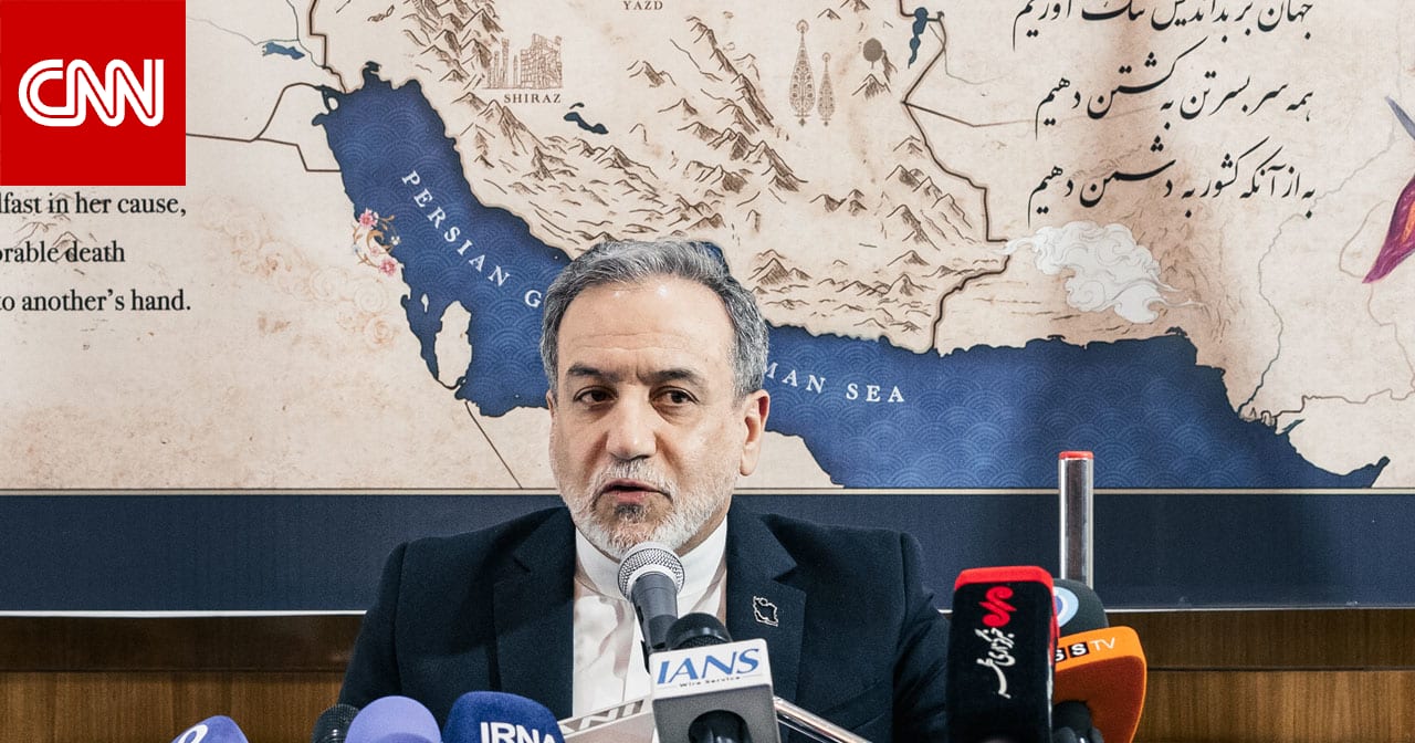وزير خارجية إيران يعقب على تقرير نشره الكونغرس الأمريكي يضم بالأرقام الخسائر المحتملة للولايات المتحدة في عملياتها العسكرية 