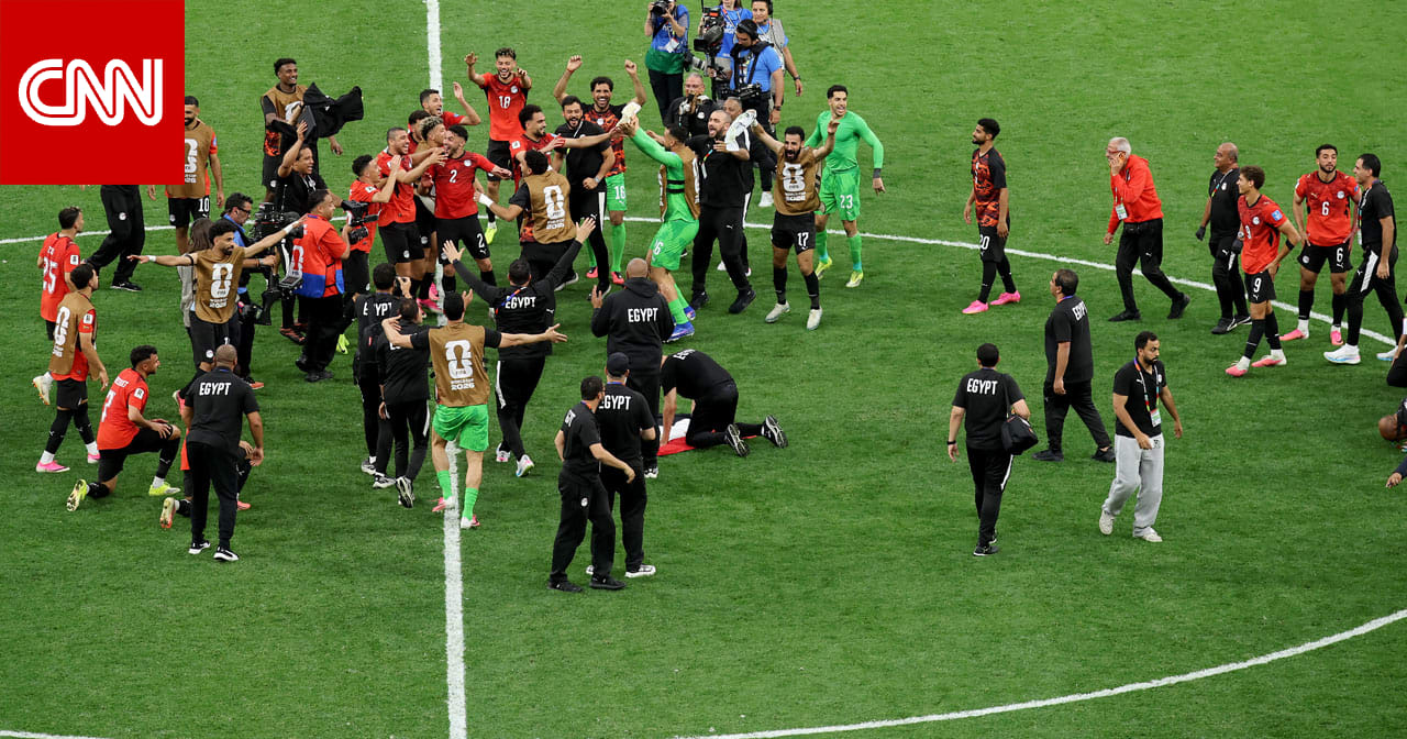 رجل أعمال إماراتي يهدي سيارات لجميع بعثة منتخب مصر تكريمًا لآداء المونديال