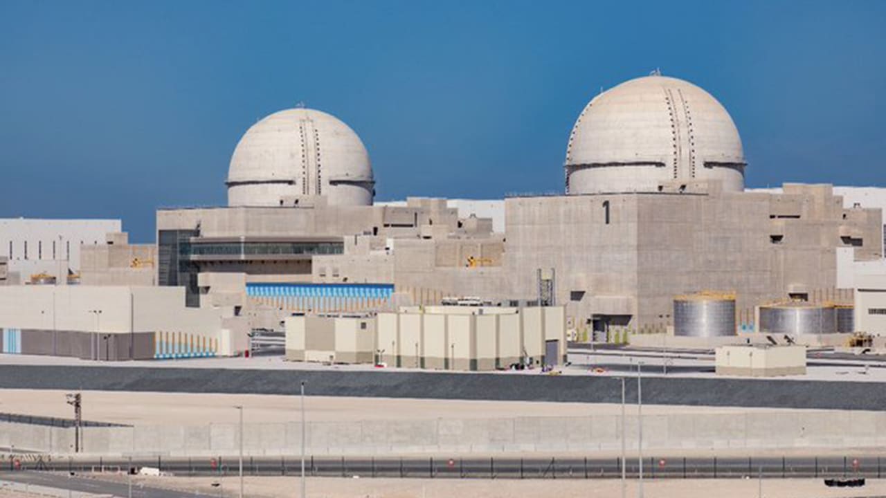 رغم وفرة النفط.. لماذا تعمل الإمارات على إنتاج الطاقة النووية؟