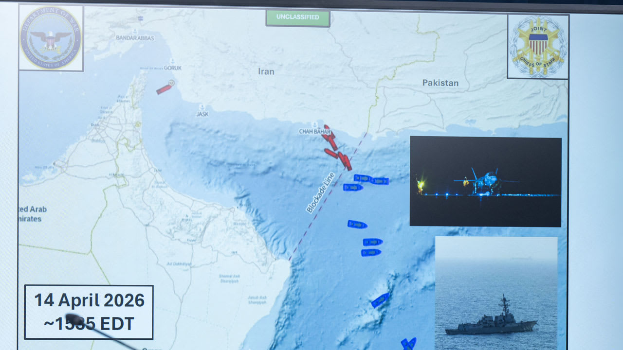 مسؤول إيراني يكشف تلقي بلاده أول إيرادات من رسوم عبور مضيق هرمز