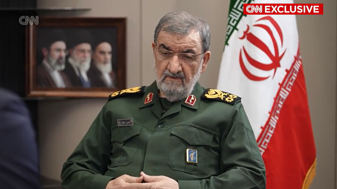 أبرز ما كشفه مستشار خامنئي من خبايا دوائر صنع القرار وعودة الحرب لـCNN