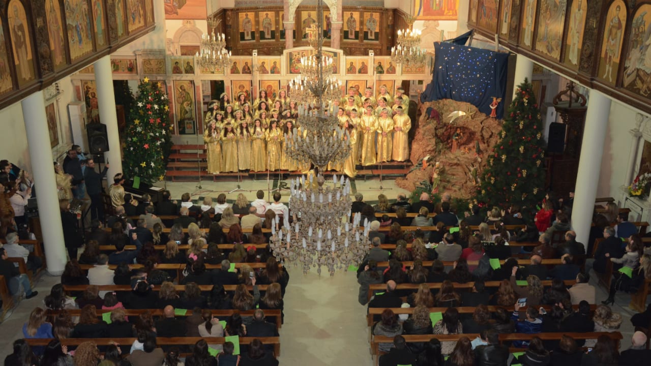  مسيحيو سوريا يحتفلون بأعياد السلام على وقع الحرب