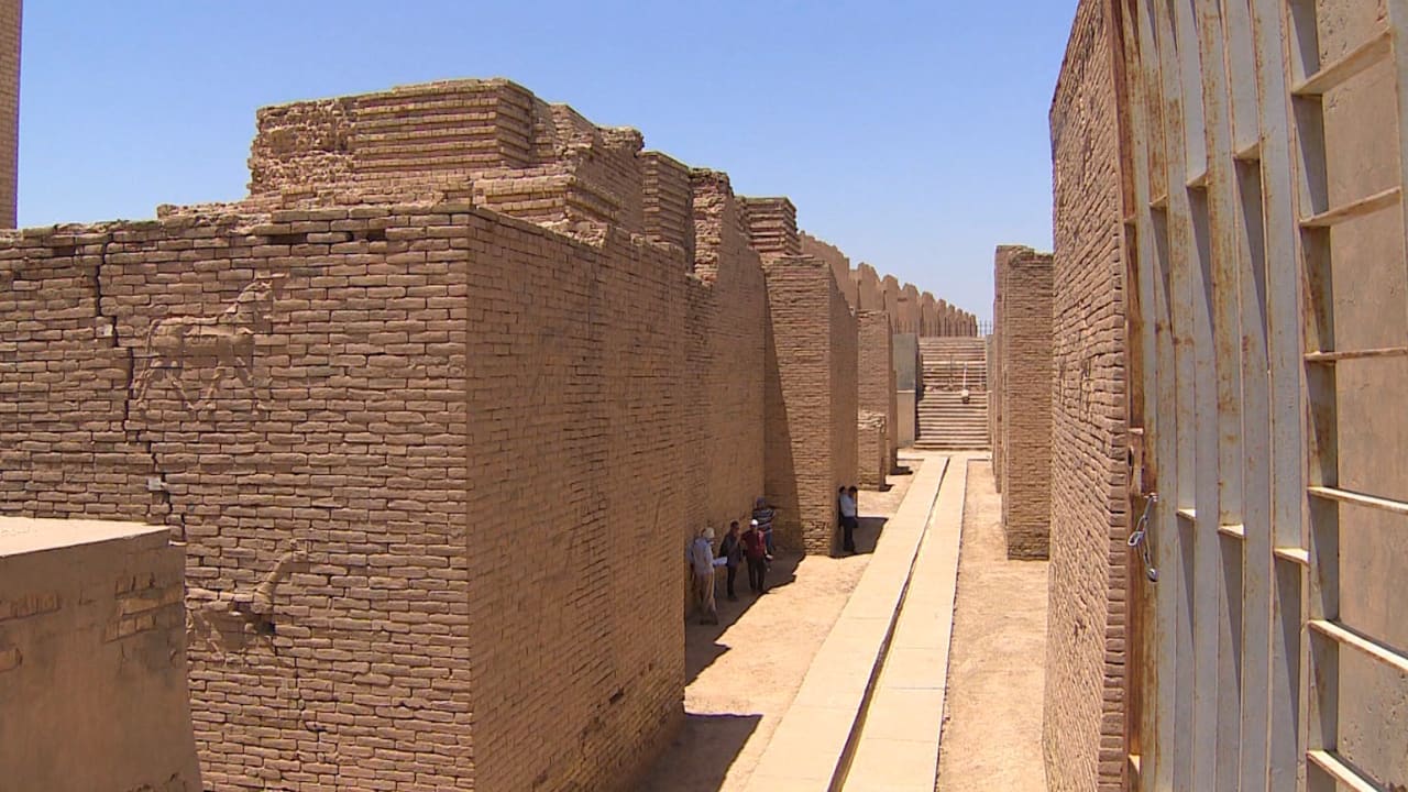 بالفيديو.. مدينة بابل القديمة.. بين أطماع صدام حسين وشبح داعش