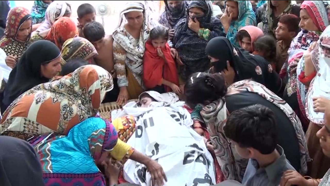 بالفيديو: "جرائم الشرف" في باكستان.. باقية وتتمدد