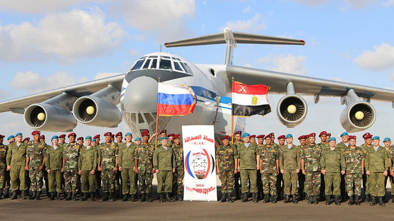 بالصور والفيديو.. تدريبات "حماة الصداقة" الروسية المصرية العسكرية المشتركة