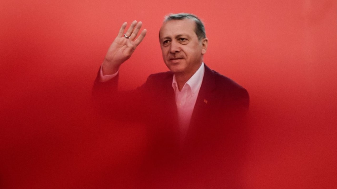 قد يستمر أردوغان في الحكم إلى 2029.. ماذا سيحدث إن أقرت تركيا مشروع قانون "السلطة"؟