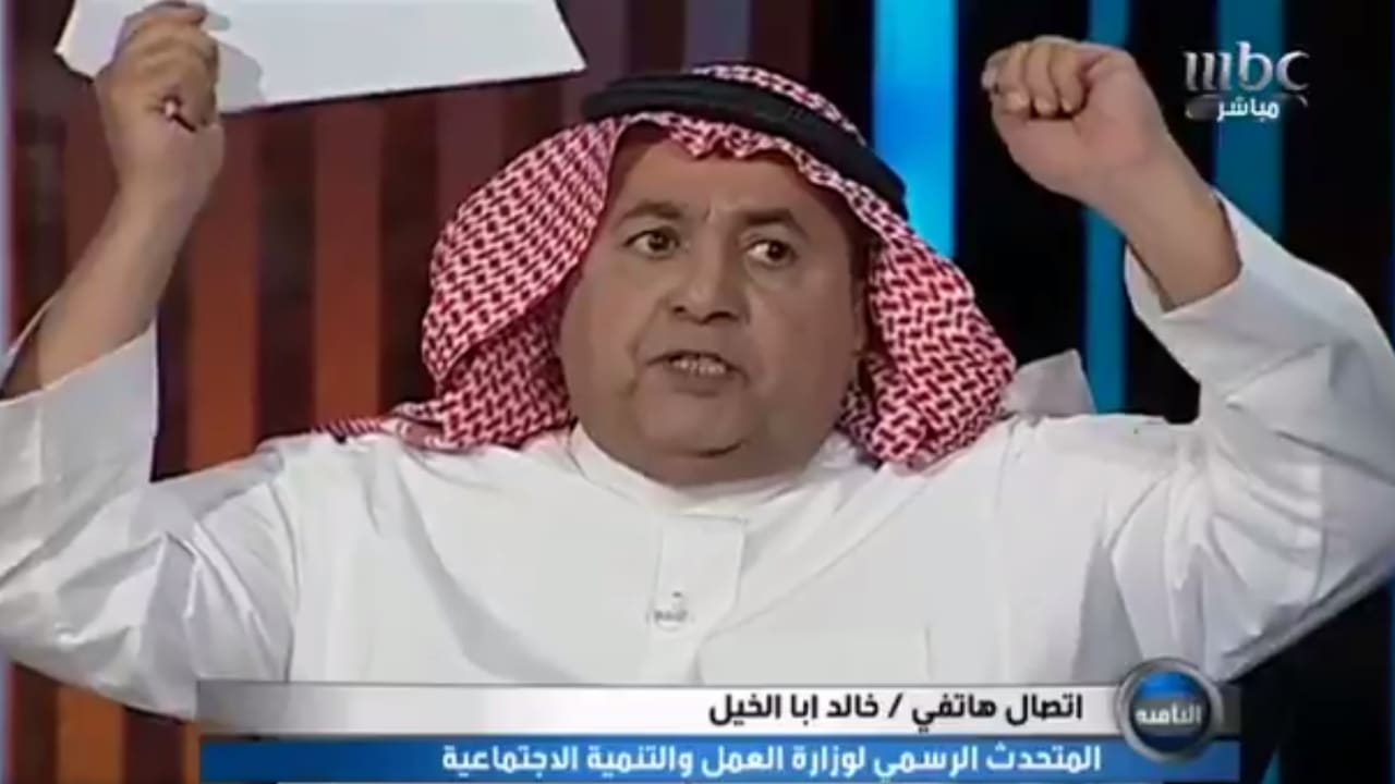 في حلقة نارية.. داود الشريان منفعلاً على أبا الخيل: فليصمت وزير العمل لشهرين