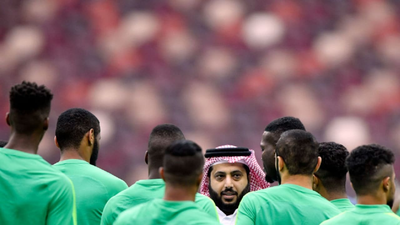 "إلا تركي آل الشيخ" يبرز بمصر والسعودية.. ومرتضى منصور: "مهزلة مدبرة"
