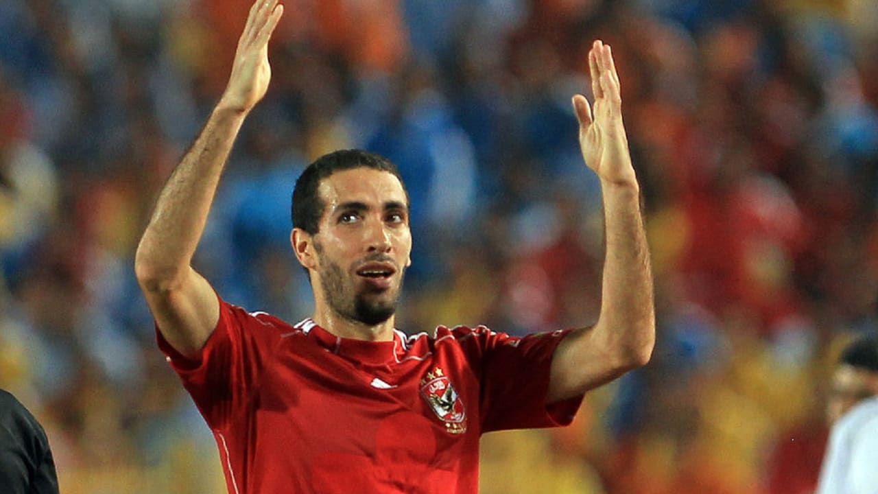 أبوتريكة للاعبي الأهلي: "البطولة لم تحسم بعد.. والتاسعة في رادس