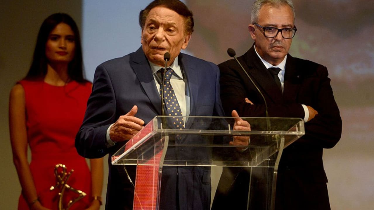 أفيخاي أدرعي ينشر فيديو لعادل إمام: "أصدق رسائله لشعب غزة"