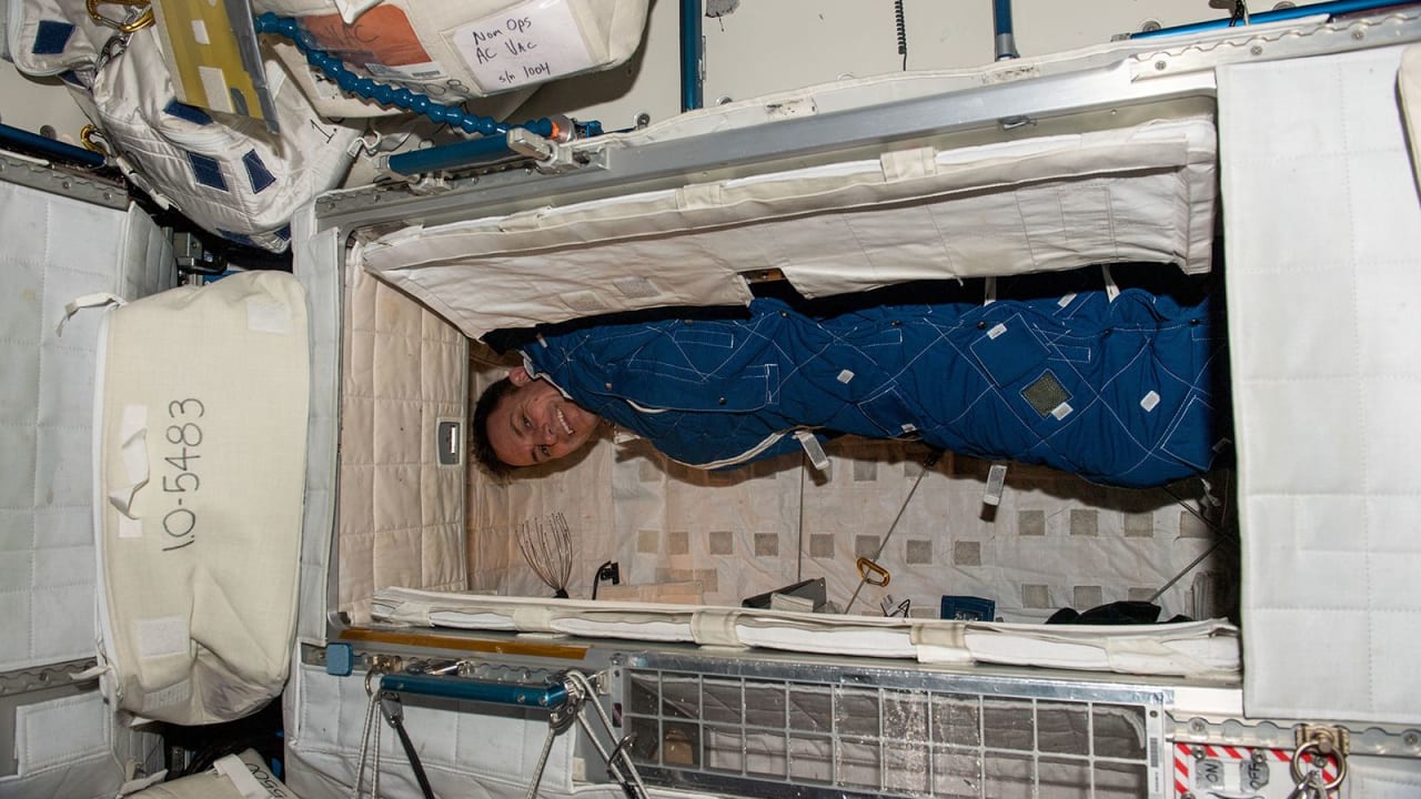 سيكون النوم من التحديات التي سيواجهها رواد الفضاء في مهماتهم للمريخ