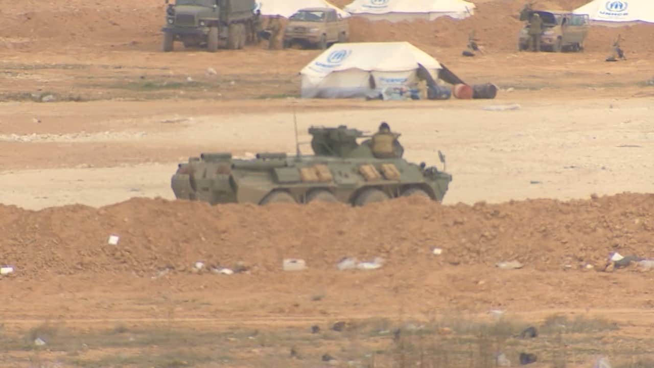 بالفيديو: كاميرا CNN في الصفوف الأولى من معركة الجيش السوري مع داعش
