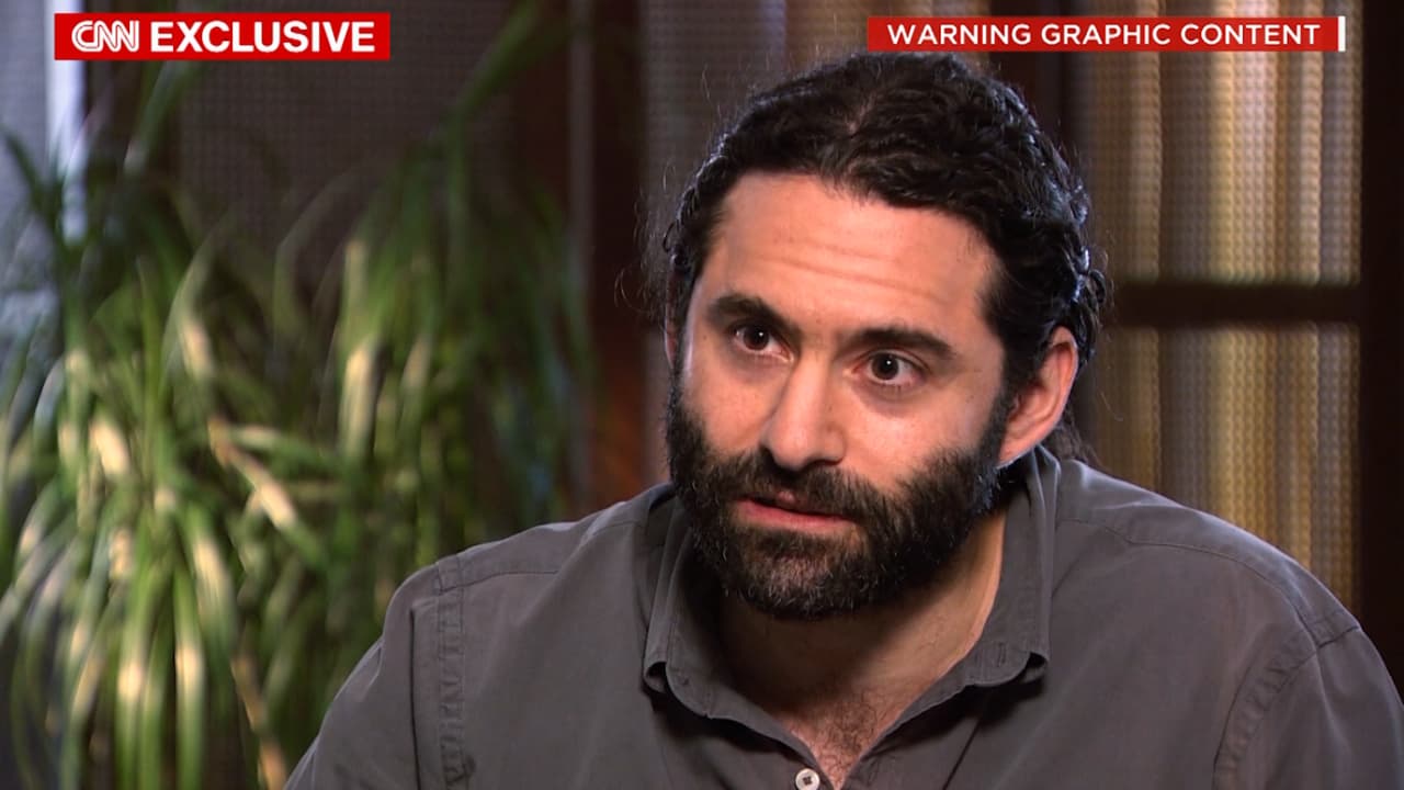 الطبيب الأمريكي سامر العطار يروي لـCNN فظاعة ما يجري في حلب