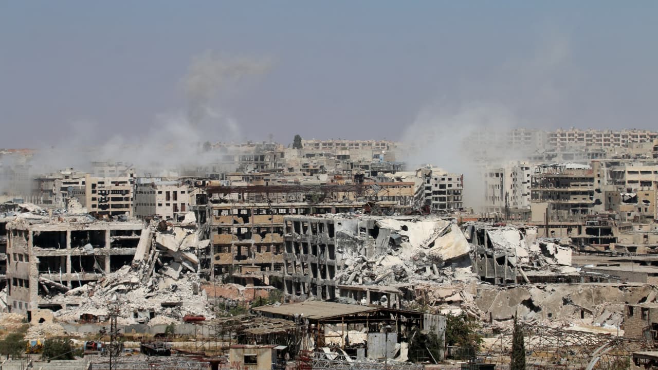 المعارضة تدخل "المرحلة الثالثة" من معركة فك الحصار عن حلب وتعرض العفو عن جنود الأسد