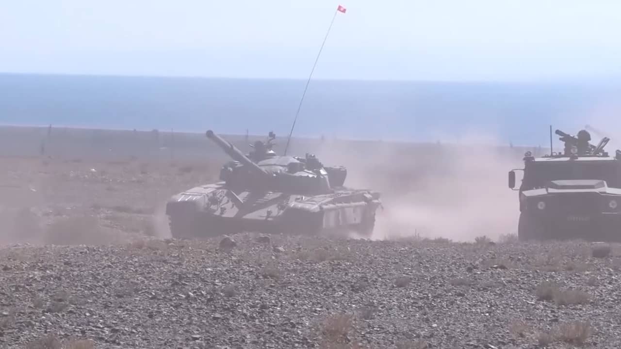 مناورات عسكرية بين الجيشين الروسي والصيني في قرغيزستان  