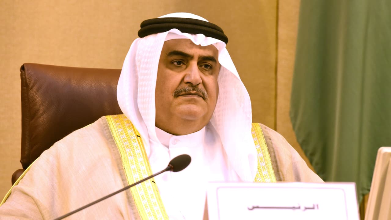 وزير خارجية البحرين: أهل قطر "منا وفينا".. والمشكلة الحقيقية هي سياسة الدوحة