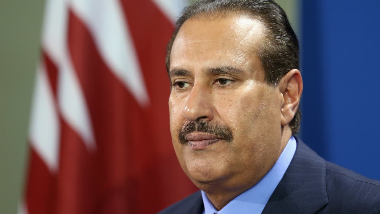 بعد "التسريبات".. مجلس نواب البحرين يطالب بمحاكمة رئيس وزراء قطر السابق