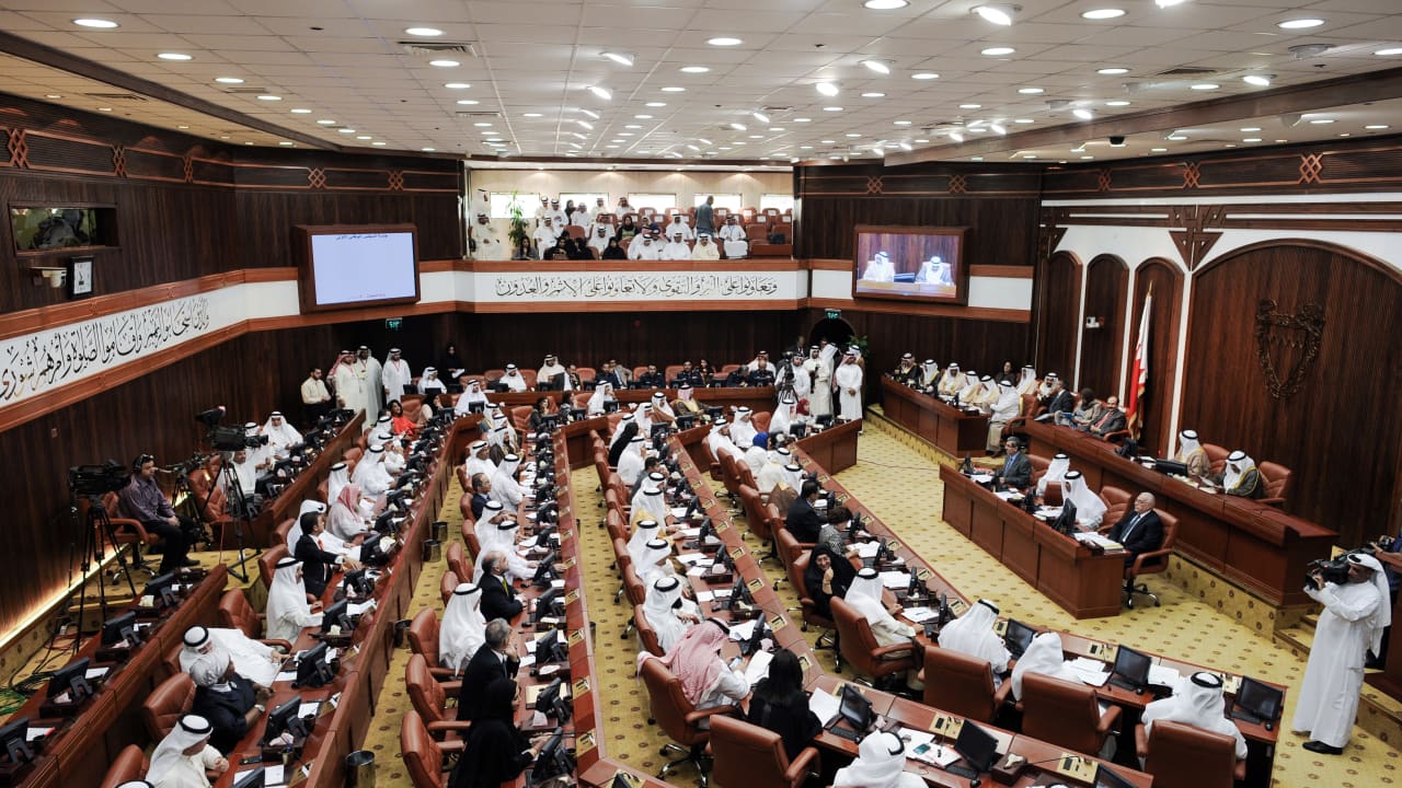 مطالبات في البحرين بمقاضاة حكومة قطر.. وخطوات قانونية سيُعلن عنها "قريبا"