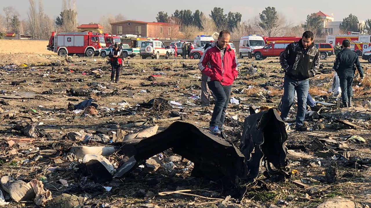 "كل شىء على ما يرام".. آخر ما قاله قائد الطائرة الأوكرانية المُطحمة قبل سقوطها في طهران