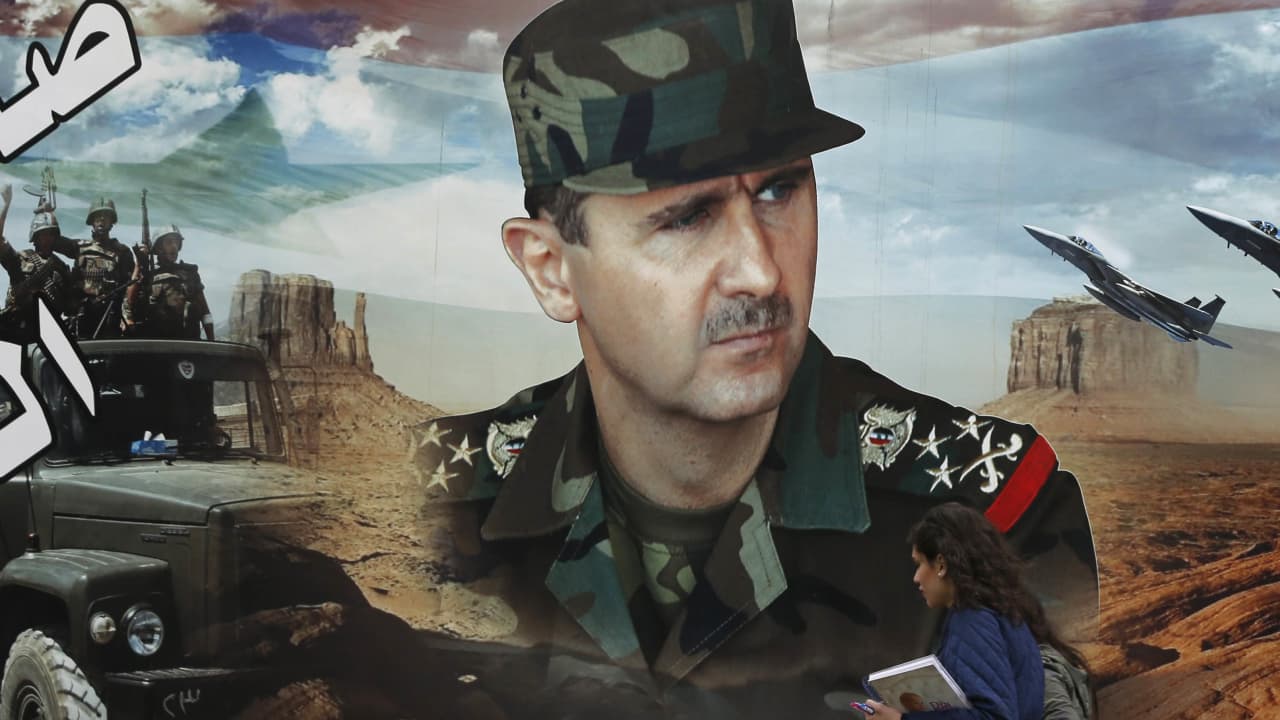 سوريا.. مظاهرات في السويداء تطالب برحيل بشار الأسد وإسقاط النظام