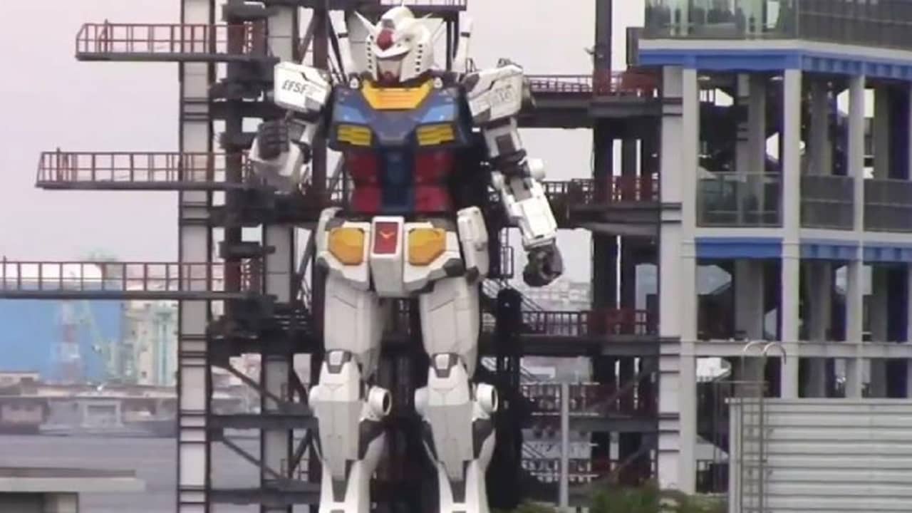  روبوت "غاندام" الياباني العملاق يستعرض قدراته (فيديو)