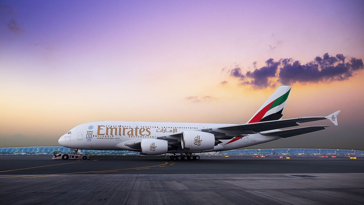 هل تستعد الطائرة العملاقة إيرباص A380 للعودة إلى السماء؟