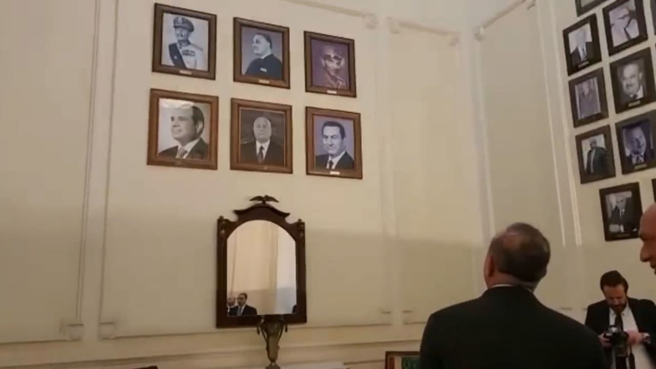 صور رؤساء مصر بدون محمد مرسي.. تفاعل على فيديو جولة وزير خارجية تركيا