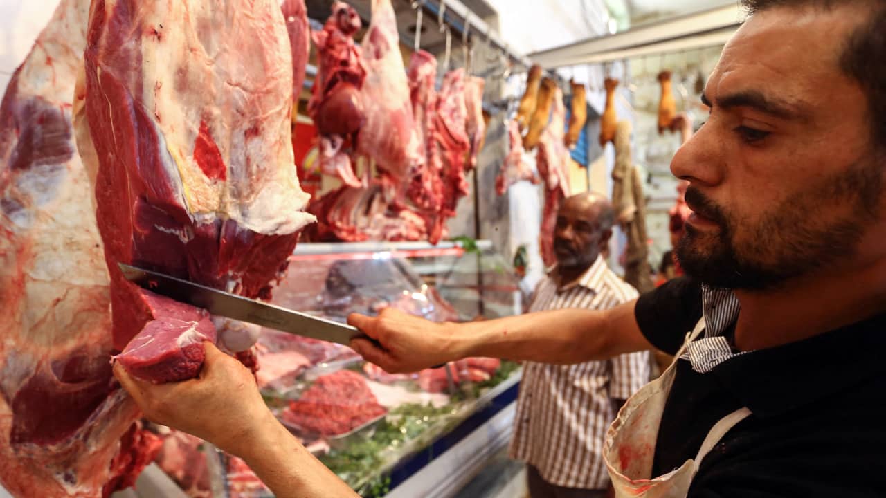 إلى متى يمكنك إبقاء اللحوم في ثلاجتك؟ هيئة الغذاء السعودية توضح مع حلول عيد الأضحى